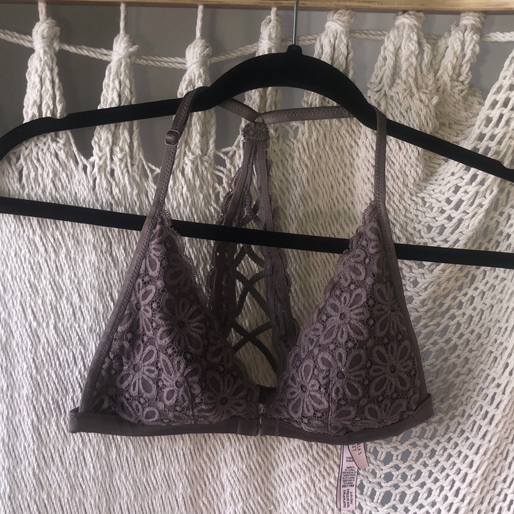VICTORIA SECRET GRAY BRALETTE S
